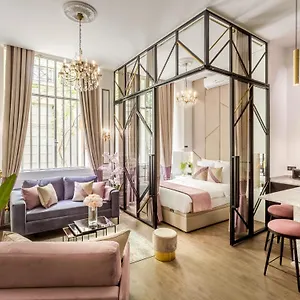 Merveil - Luxury - Marais - Archives I , Paris France